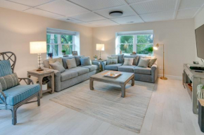1 Mi to Private Beach Access - Hilton Head Home!